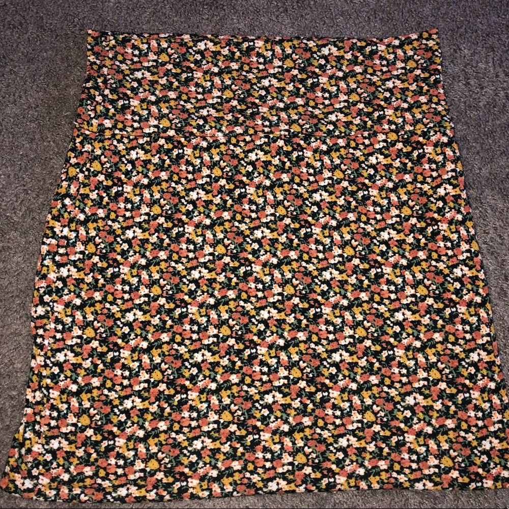 Love Culture Floral Mini Skirt, Size L